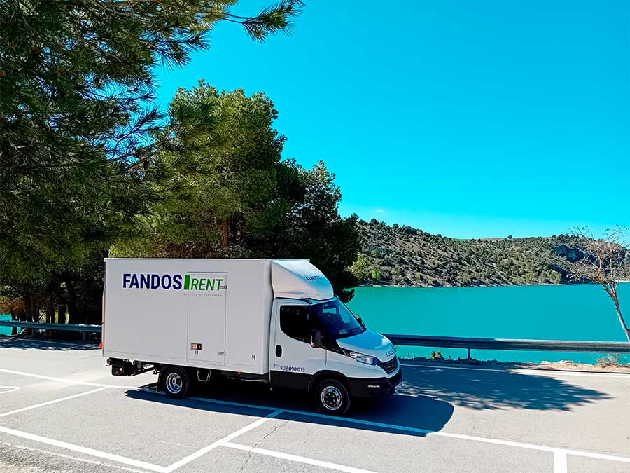 Alquiler de furgonetas sin conductor - FANDOS Rent